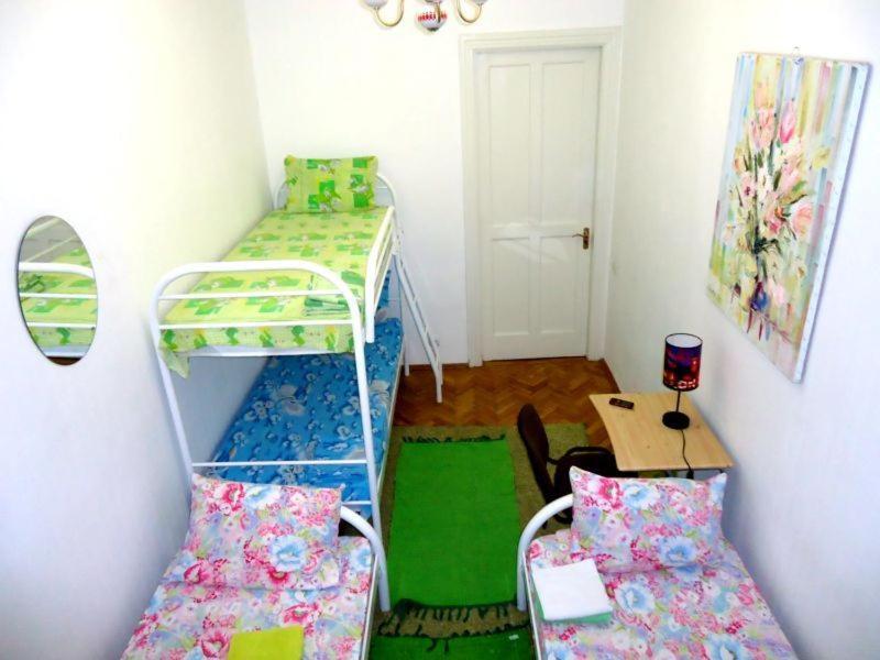 Hostel Kreshatik Kiev Oda fotoğraf